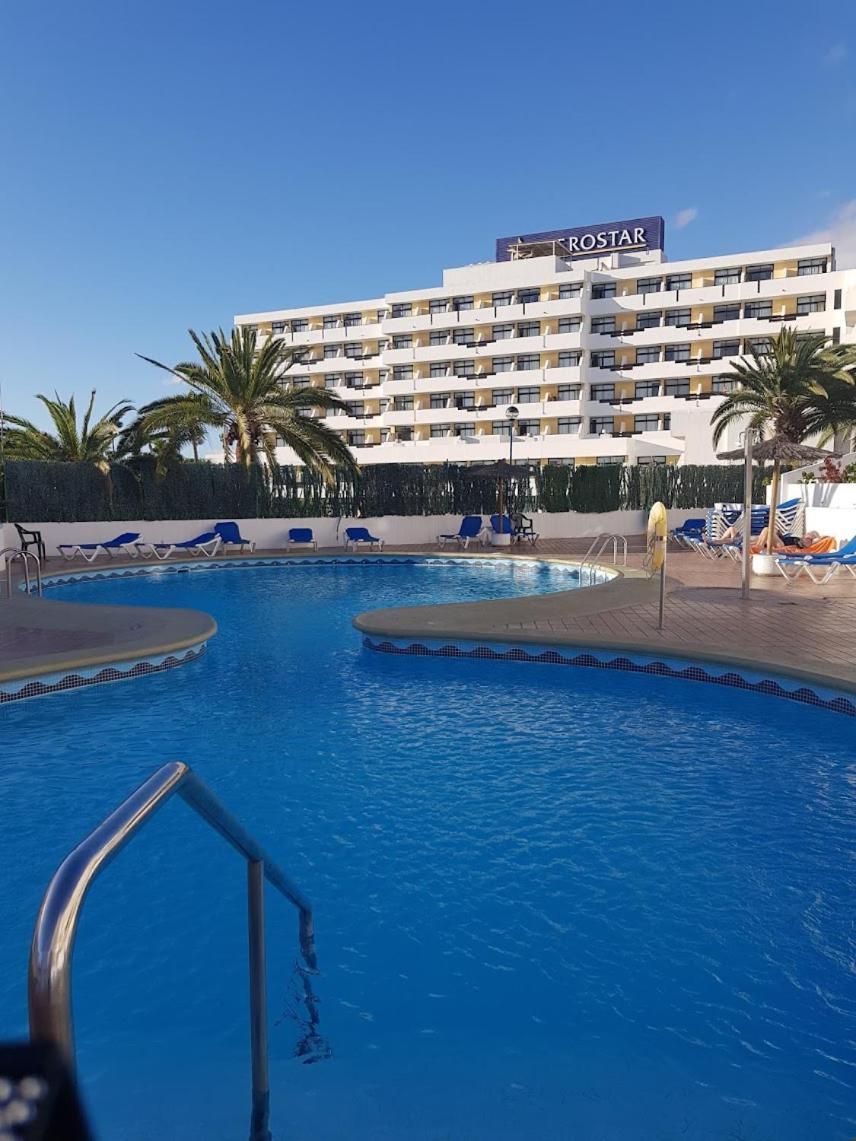 Garden City Apartment Privado Playa Feñabe Bagian luar foto