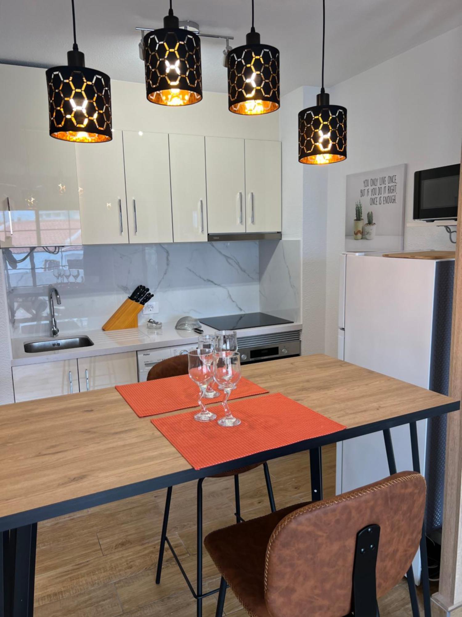 Garden City Apartment Privado Playa Feñabe Bagian luar foto