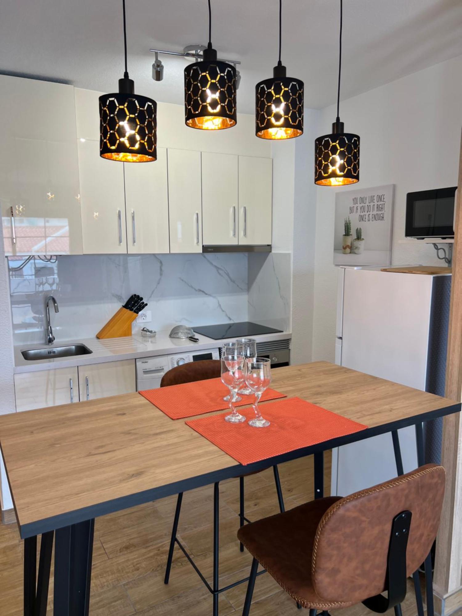 Garden City Apartment Privado Playa Feñabe Bagian luar foto
